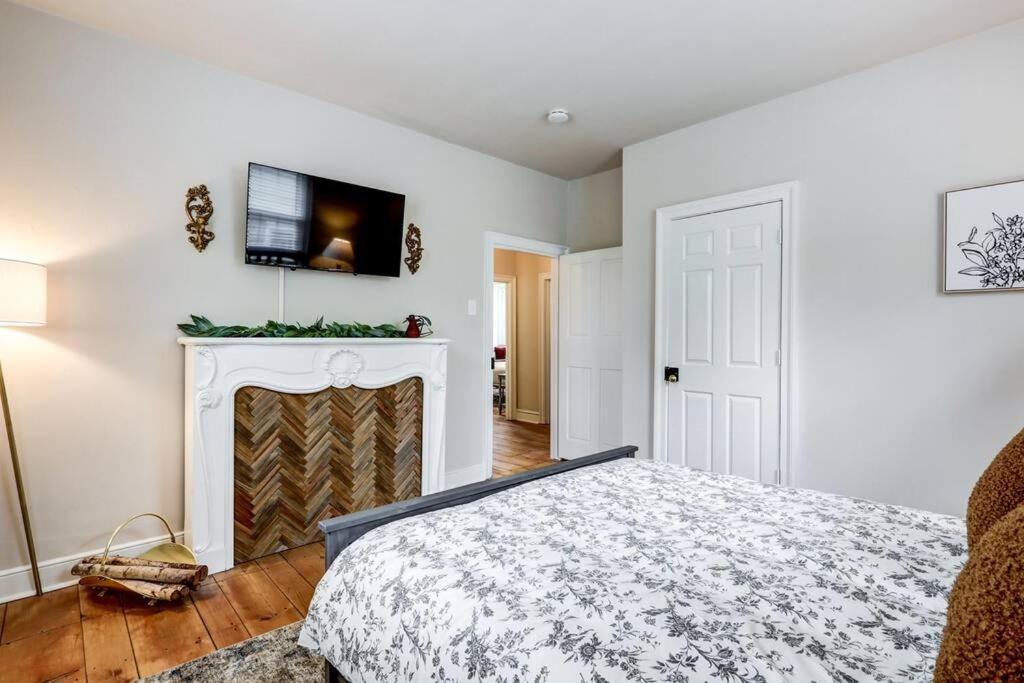 Victorian Manor On Main W 6 Beds-10 Mins To Lanc Villa Mountville Exterior photo